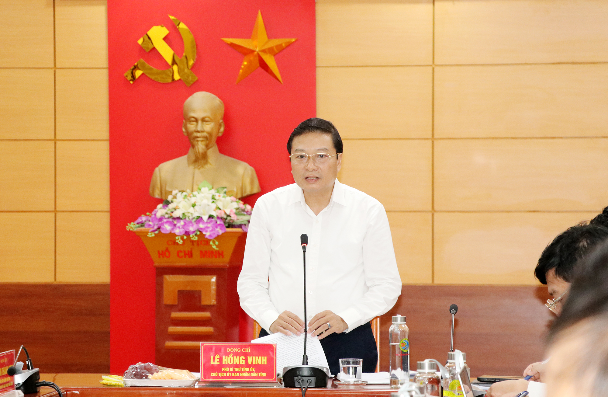 Anh-tin-bai